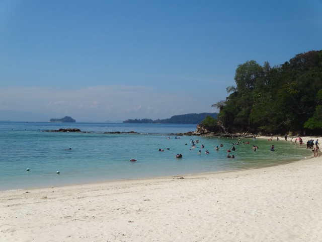 La plage avec tout le monde