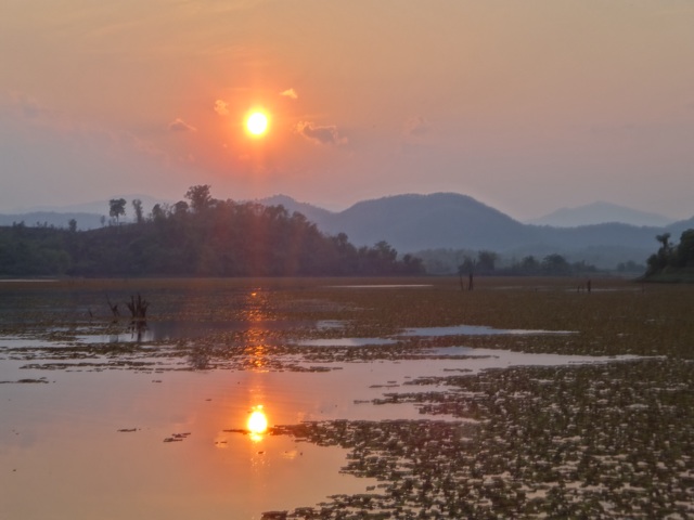 Coucher de soleil sur le lac