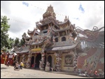 Temple rococo : Chua Linh Phuoc