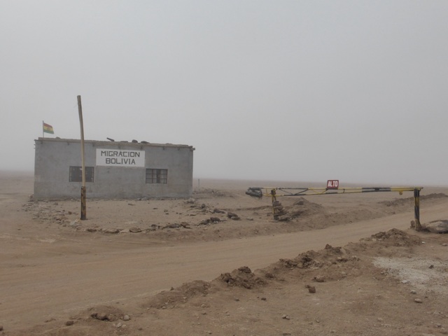 Poste frontière entre la Bolivie et le Chili