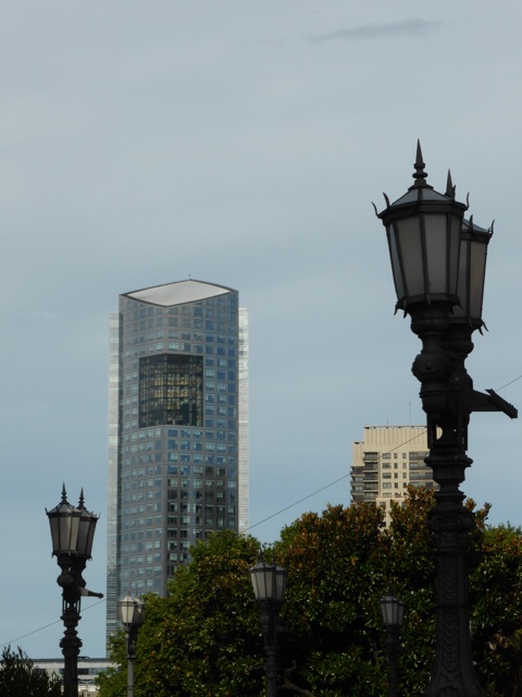 Je trouve que leur héliport n'est pas tr