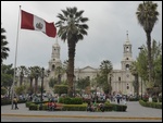 La Plaza de Armas, Arequipa avec la cathédral